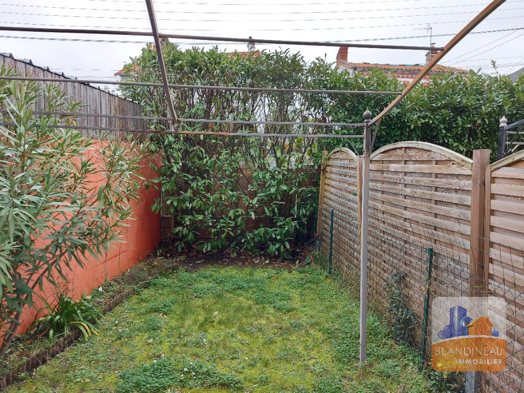 MAISON à BOUGUENAIS